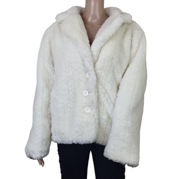 ZLC Collections Faux Fur White Jacket - Picture 1 of 5